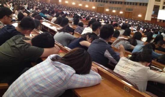 Có nên học thêm lập trình ở trung tâm?